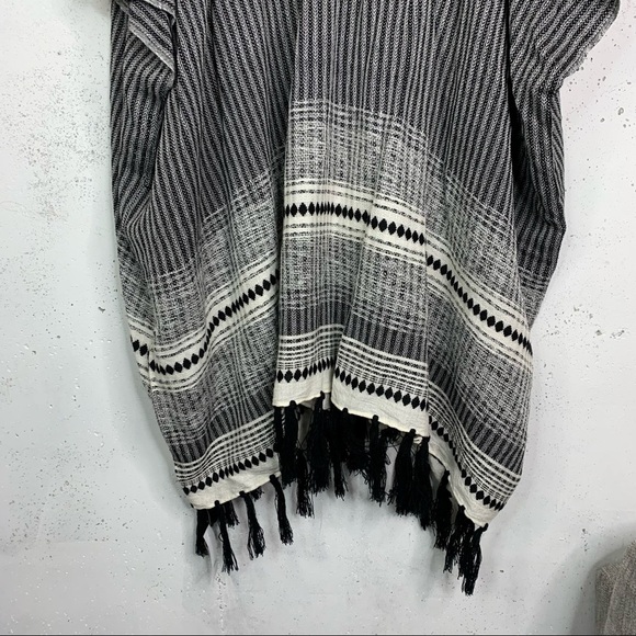 Loft Fringe Kimono Shawl Open Front Cardigan Sweater One Size - Picture 11 of 14